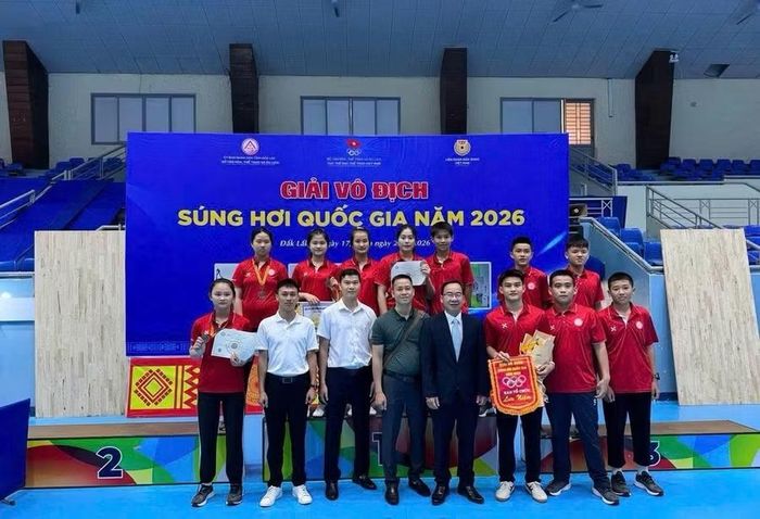 Câu lạc bộ Bắn súng thể thao đồng hành cùng đội tuyển bắn súng tỉnh Đắk Lắk.