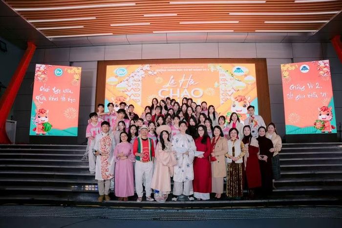 Mặc dù trong thời gian học nước rút nhưng các em vẫn cố gắng tham gia và đạt giải cao nhất ở hoạt động ngoại khóa.