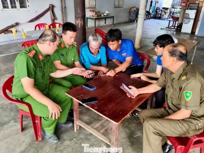 Đoàn xã Ea Bung thành lập 12 tổ tình nguyện viên hỗ trợ người dân trong chiến dịch.