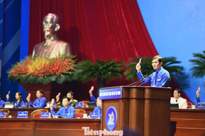 Đại hội biểu quyết thông qua đề án Ban Chấp hành T.Ư Đoàn khóa XIII.
