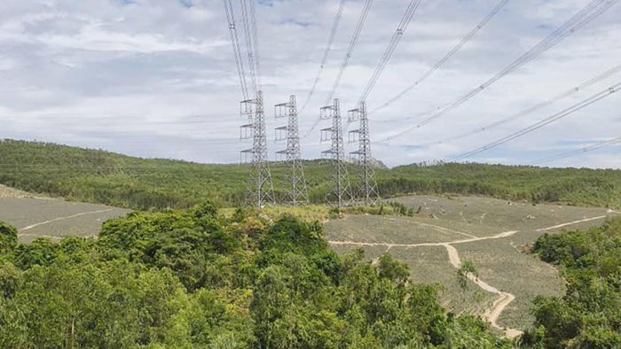 Đường dây 500kV Bắc - Nam mạch 1, mạch 2 phát huy hiệu quả trong việc đảm bảo điện cho miền Bắc.