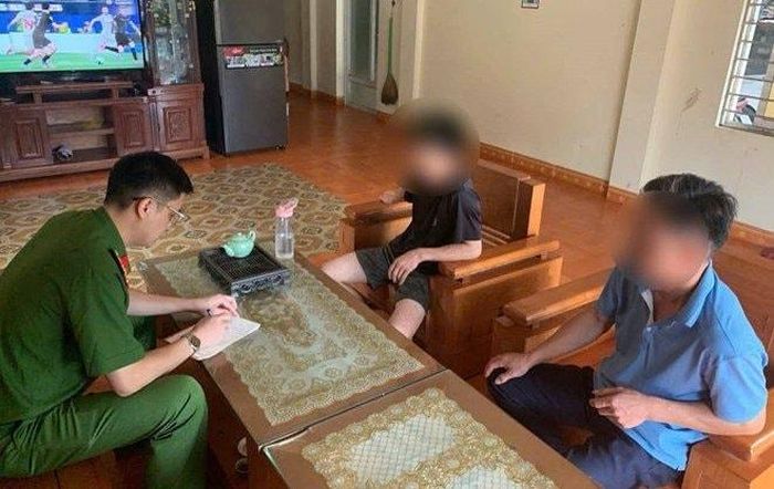 Công an xã Hạnh Phúc ngăn chặn vụ lừa đảo giả danh sĩ quan quân đội nhằm chiếm đoạt gần 170 triệu đồng của người dân. (Ảnh: Công an xã Hạnh Phúc)