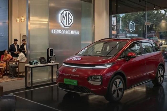 Một chiếc xe điện MG Windsor EV được trưng bày tại đại lý. Ảnh: Cartoq