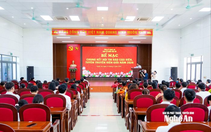 Toàn cảnh lễ Bế mạc chung kết Hội thi báo cáo viên, tuyên truyền viên giỏi tỉnh năm 2026. Ảnh: Phạm Bằng