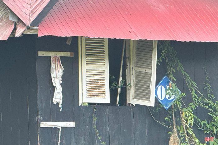 Kỳ vọng không trở thành hiện thực, sau một thời gian ngắn hoạt động, lượng khách đến KDL sụt giảm, cơ sở hạ tầng không được đầu tư nâng cấp. Nhiều hạng mục như nhà sàn, nhà nghỉ, nhà hàng, khu vui chơi dần xuống cấp, hư hỏng nặng. Trải qua thời gian dài chịu tác động của thời tiết khắc nghiệt, phần lớn công trình chỉ còn là những khung nhà cũ kỹ, hoang phế.