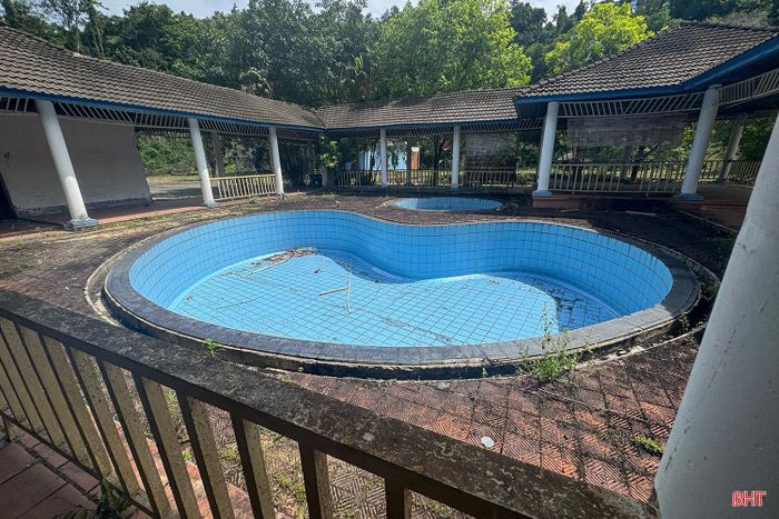 Sơn Kim 1 là địa phương sở hữu nhiều điều kiện thuận lợi để phát triển du lịch sinh thái, nghỉ dưỡng và trải nghiệm. Ngoài nguồn khoáng nóng tự nhiên quý hiếm, địa phương còn có khí hậu trong lành, cảnh quan rừng núi nguyên sơ, hệ sinh thái phong phú và nằm trên tuyến du lịch kết nối với nước bạn Lào.