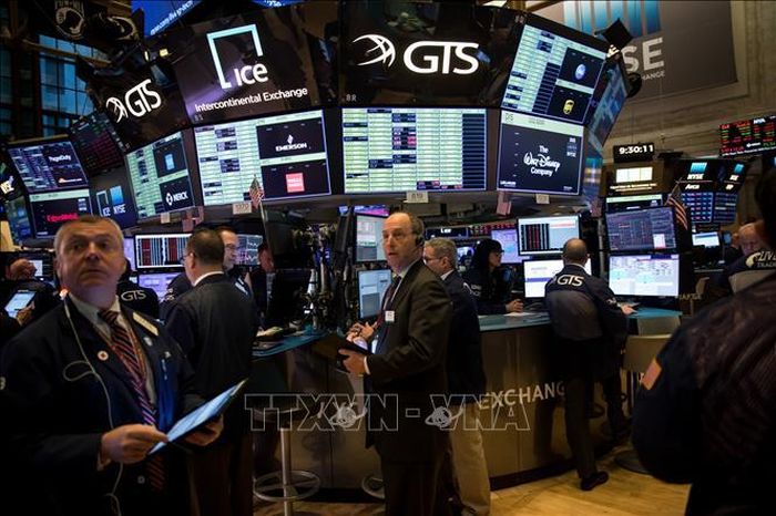 Giao dịch viên tại Sàn giao dịch chứng khoán New York, Mỹ. Ảnh tư liệu: THX/TTXVN