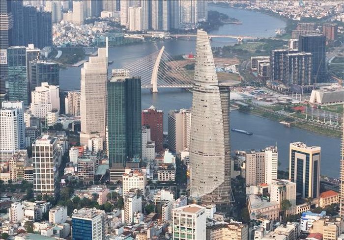Bitexco Financial Tower hay còn gọi Tháp Tài chính Bitexco là một trong những biểu tượng của Thành phố Hồ Chí Minh cao 262m được khánh thành năm 2010, trở thành tòa tháp cao nhất Thành phố cho đến khi tòa Landmark 81 khánh thành năm 2018. Ảnh tư liệu: Hồng Đạt/TTXVN