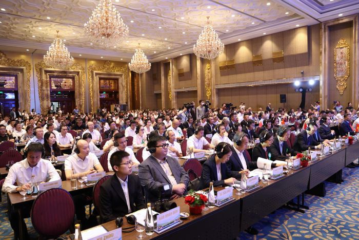 Quang cảnh diễn đàn.
