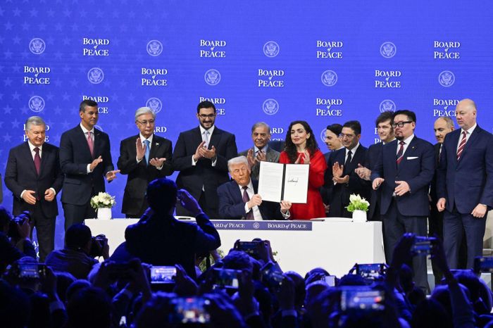 Tổng thống Mỹ Donald Trump phát biểu tại lễ ký chính thức thành lập Hội đồng Hòa bình về Gaza ở Davos, Thụy Sĩ ngày 22/1/2026. Ảnh: Anadolu Agency/TTXVN
