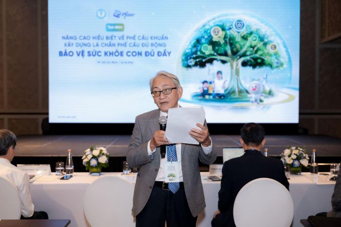 PGS.TS.BS Cao Hữu Nghĩa, Trưởng Bộ môn Khoa học y sinh, Viện Pasteur TP Hồ Chí Minh phát biểu tại tọa đàm. Ảnh: BTC
