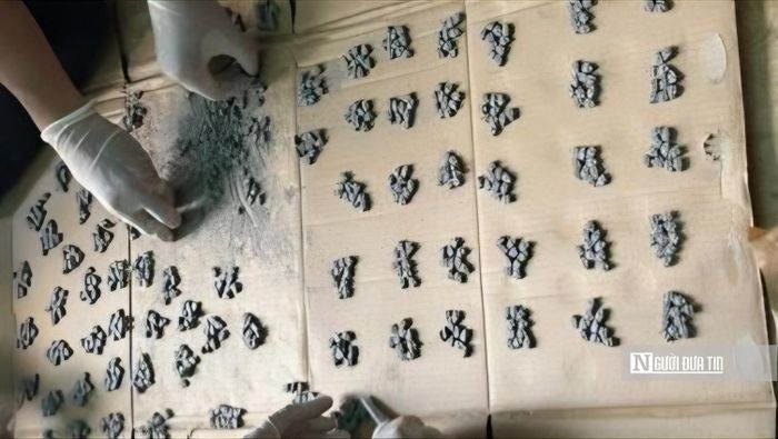 Tang vật trong chuyên án ma túy liên tỉnh do Công an thành phố Đồng Nai triệt phá, với khoảng 1,5kg ketamine, 1.000 viên thuốc lắc.