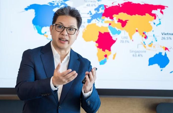 Ông Dhanawat Suthumpun, đại diện Microsoft cho biết gần một nửa số người dùng AI Việt đánh giá lãnh đạo đã có định hướng rõ ràng về AI.