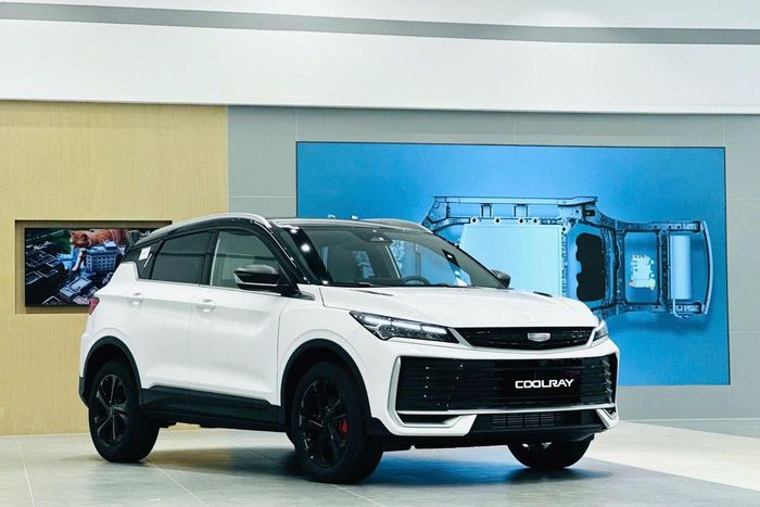 Geely Coolray 2026.