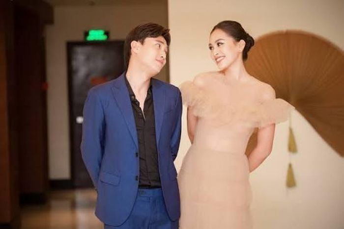 Quốc Trường và Tiểu Vy - một người lớn lên ở vùng sông nước, một người lớn lên ở thành phố biển.