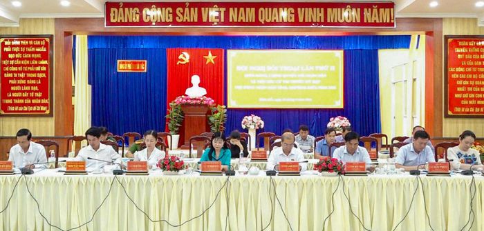 Tổ Đại biểu số 4 HĐND tỉnh An Giang tiếp xúc cử tri phường Châu Đốc.