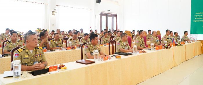Đoàn đại biểu Công an 3 tỉnh Kampot, Takeo, Kandal.
