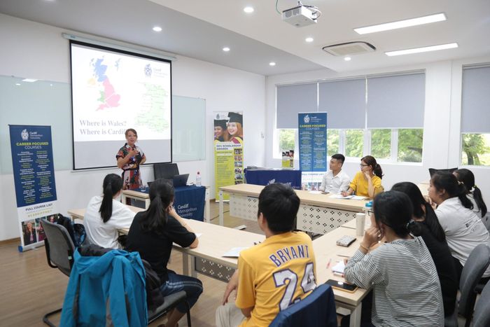 Nguồn nhân lực chất lượng cao đóng vai trò then chốt trong phát triển kinh tế số. Ảnh: ĐVCC