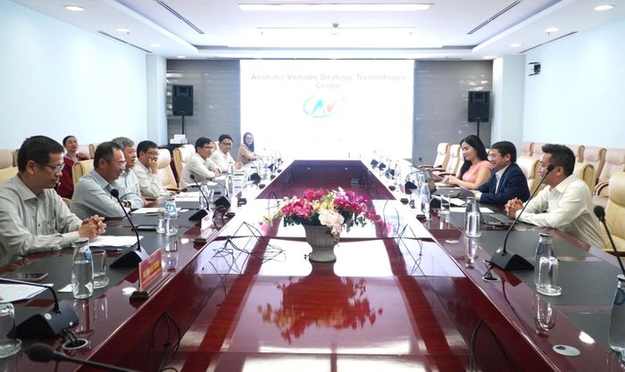 Quang cảnh buổi làm việc. Ảnh: MINH LÊ