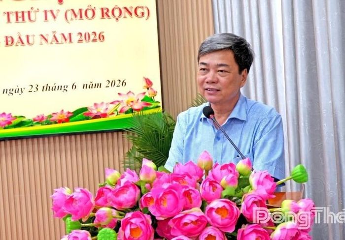 Đồng chí Phạm Văn Chuẩn phát biểu chỉ đạo tại Hội nghị