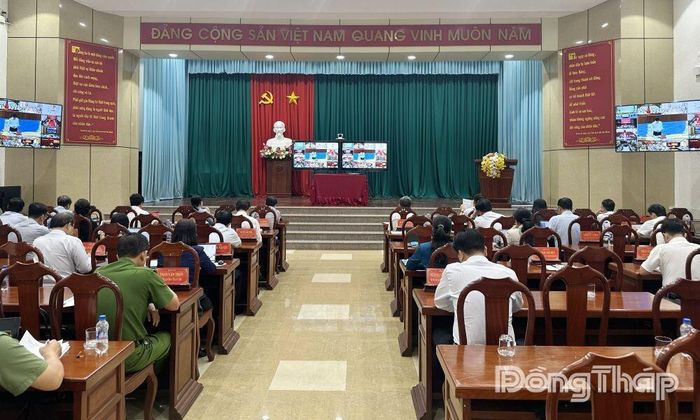 Quang cảnh tại điểm cầu tỉnh Đồng Tháp.