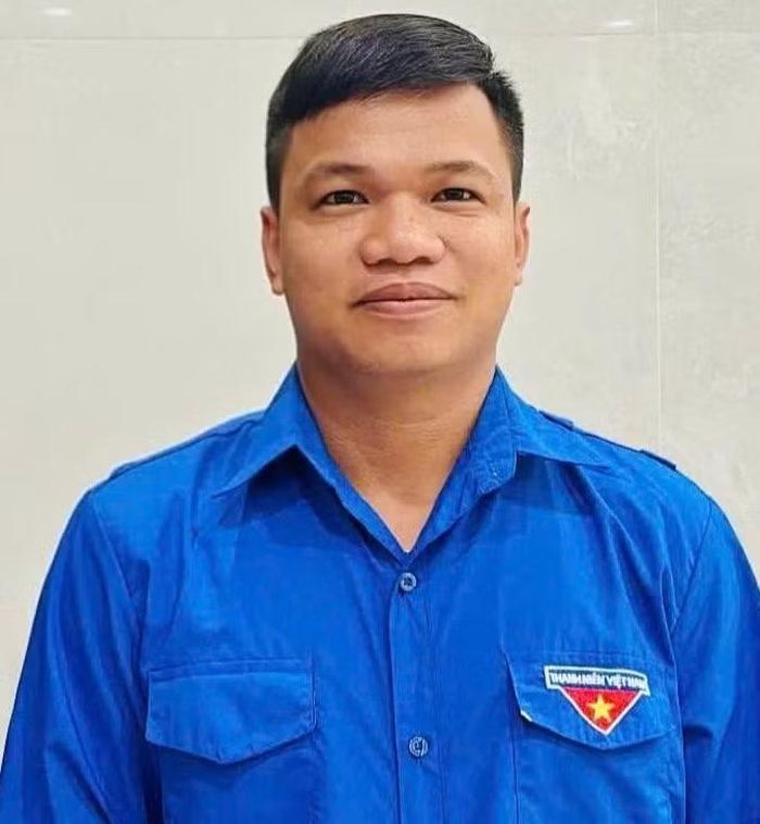 Đoàn viên Lê Văn Đức.