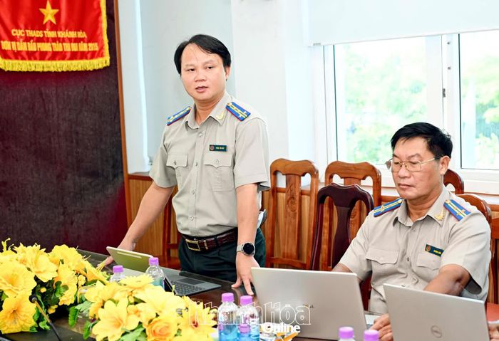 Lãnh đạo Thi hành án dân sự tỉnh phát biểu.