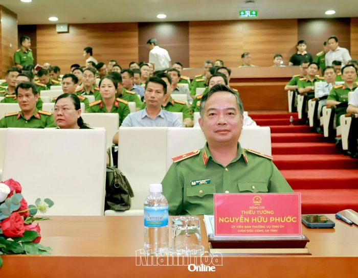 Thiếu tướng Nguyễn Hữu Phước tham dự hội nghị.