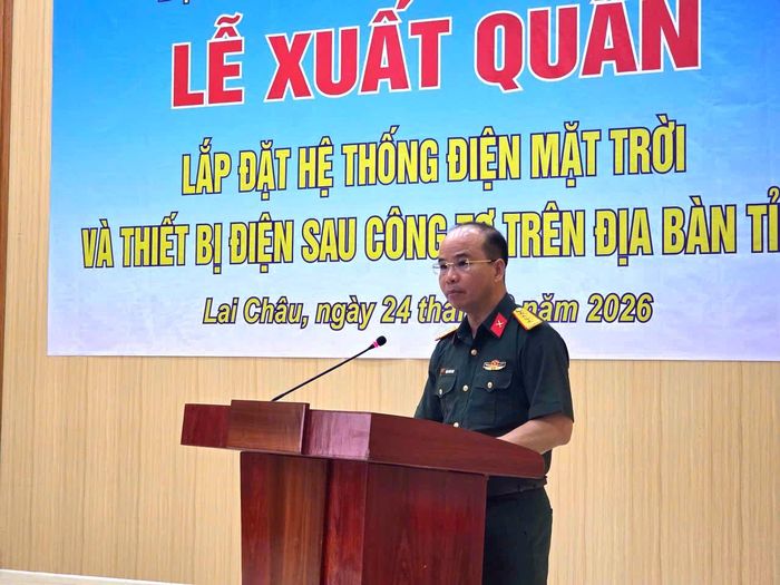 Đại tá Đặng Vĩnh Thụy - Ủy viên Ban Thường vụ Tỉnh ủy, Chỉ huy trưởng Bộ CHQS tỉnh phát biểu giao nhiệm vụ tại lễ phát động.