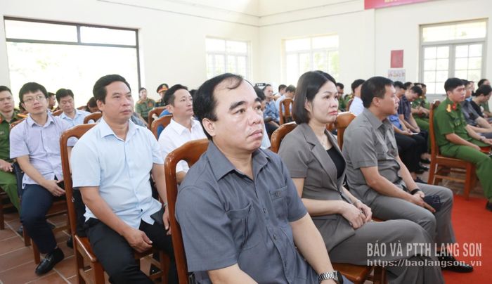Các đại biểu dự khai mạc diễn tập