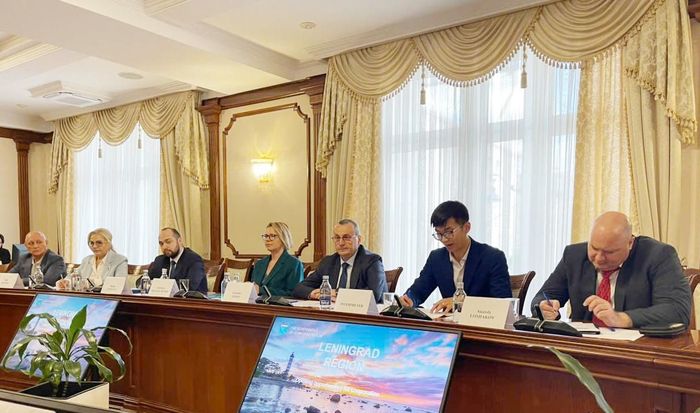 Lãnh đạo tỉnh Leningrad tiếp và làm việc với Đoàn công tác tỉnh Lạng Sơn