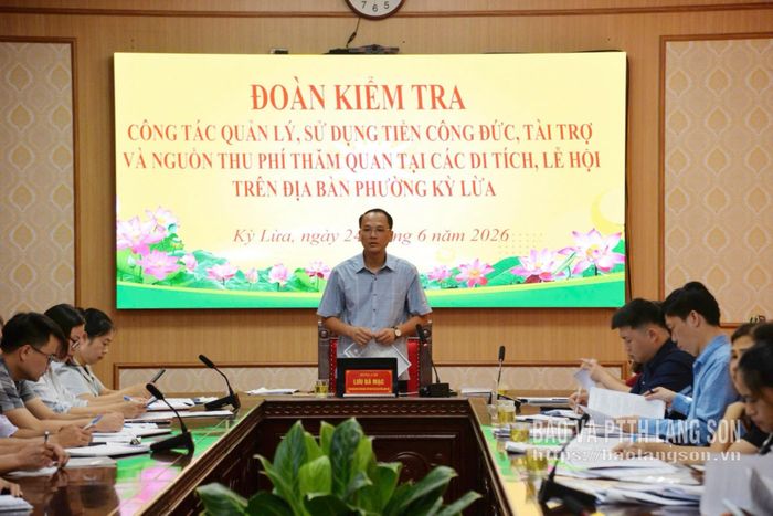 Đồng chí Lưu Bá Mạc, Phó Giám đốc Sở Văn hóa, Thể thao và Du lịch, Trưởng đoàn kiểm tra phát biểu trong chương trình