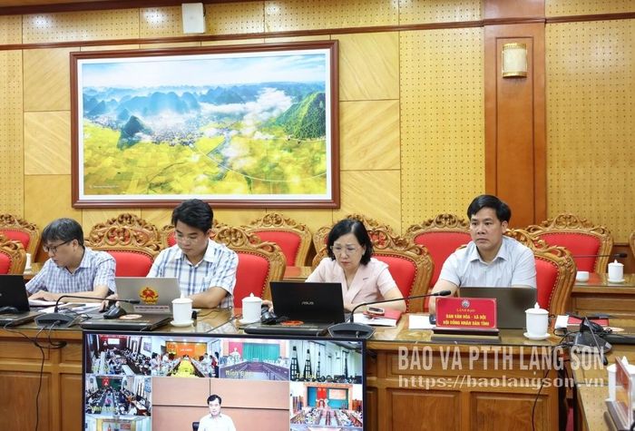 Các đại biểu dự hội nghị tại điểm cầu tỉnh