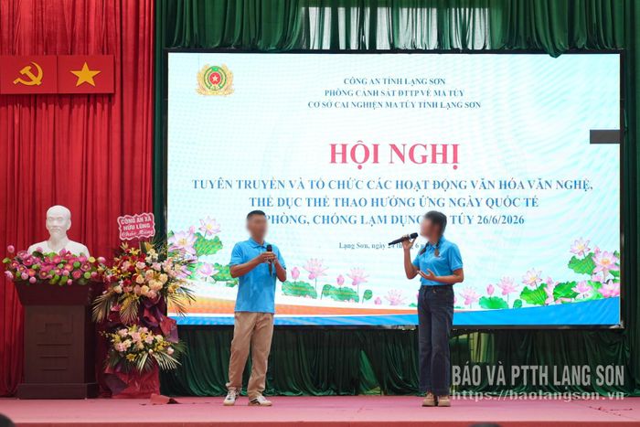 Học viên của Cơ sở cai nghiện ma túy tỉnh biểu diễn văn nghệ tại hội nghị