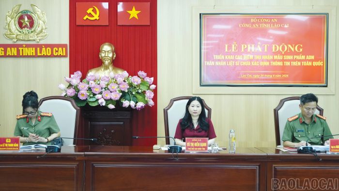 Đồng chí Vũ Thị Hiền Hạnh - Phó Chủ tịch UBND tỉnh và lãnh đạo Công an tỉnh dự lễ phát động tại điểm cầu tỉnh Lào Cai.