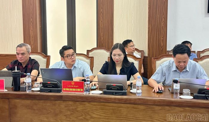 Các đại biểu tham dự hội nghị tại điểm cầu tỉnh Lào Cai.