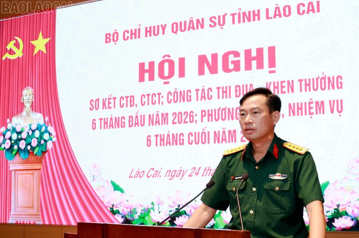 Lãnh đạo Bộ Chỉ huy Quân sự tỉnh kết luận hội nghị công tác đảng, công tác chính trị.