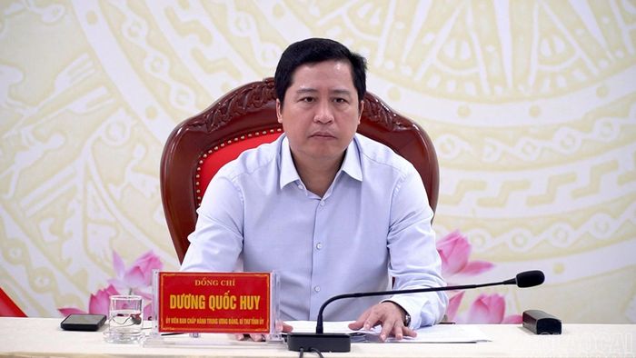 Đồng chí Dương Quốc Huy - Ủy viên Ban Chấp hành Trung ương Đảng, Bí thư Tỉnh ủy chủ trì buổi tiếp công dân định kỳ tháng 6/2026.