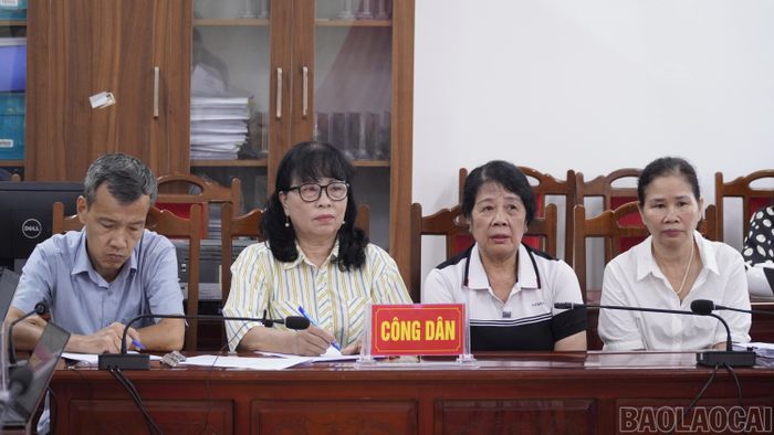Công dân tham dự buổi tiếp công dân định kỳ tháng 6/2026
