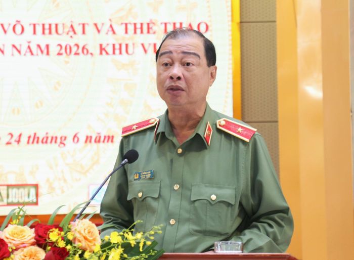 Thiếu tướng Lê Hồng Hiệp, Phó Cục trưởng Cục Công tác chính trị, Phó Trưởng Ban Chỉ đạo Hội thao Bộ Công an phát biểu tại lễ bế mạc