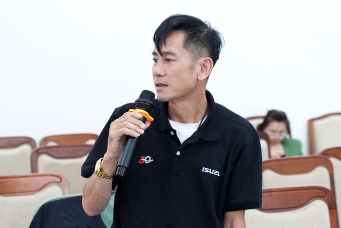 Các đại biểu tham gia thảo luận tại hội nghị