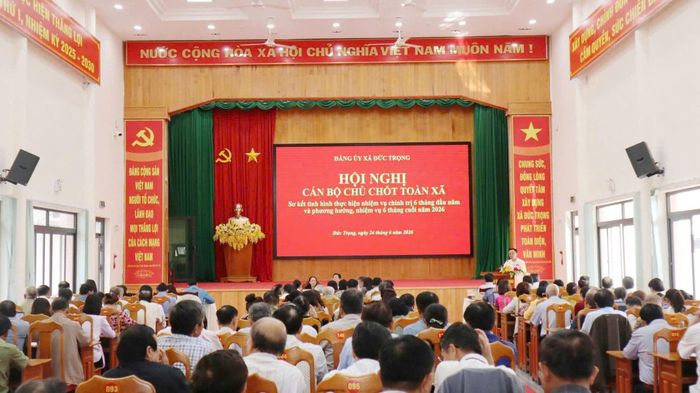 Quang cảnh hội nghị