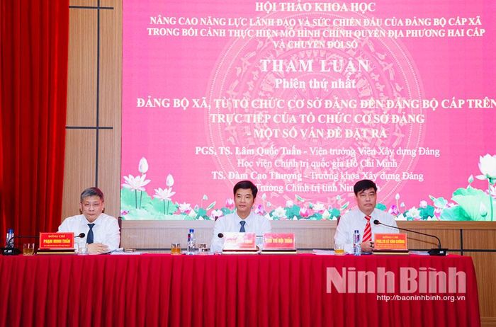 Các đồng chí chủ trì Hội thảo.