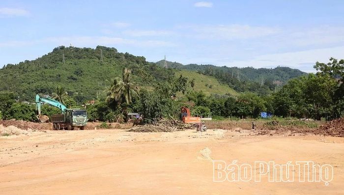 Những vướng mắc của các dự án giao thông trọng điểm kết nối tại khu vực Hòa Bình chủ yếu liên quan đến công tác giải phóng mặt bằng.