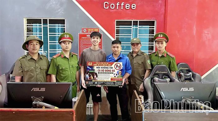Các cơ sở kinh doanh có điều kiện thực hiện ký cam kết không tiếp tay cho các hành vi cờ bạc trá hình, cá độ bóng đá.