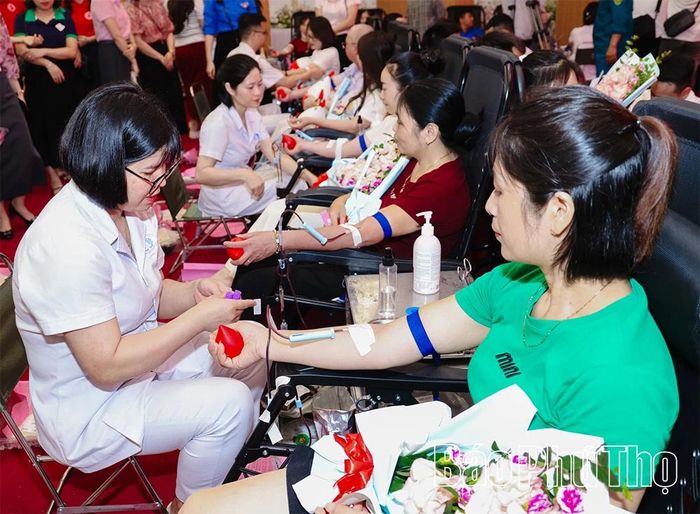 Nhiều người đã nhiều lần tham gia hiến máu tình nguyện, coi đây là việc làm ý nghĩa và trách nhiệm đối với cộng đồng.