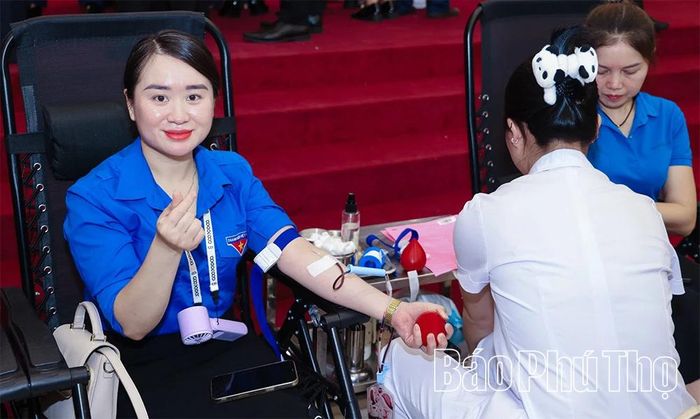 Các tình nguyện viên đều thể hiện tinh thần phấn khởi, tự hào khi được góp phần sẻ chia sự sống với những bệnh nhân đang điều trị tại các cơ sở y tế.