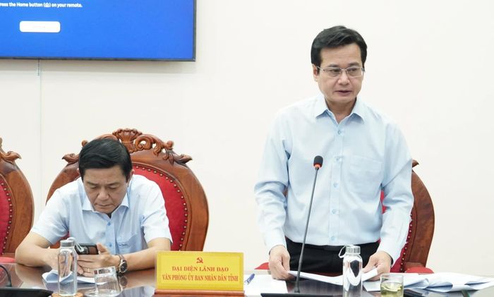 Đại diện lãnh đạo Sở Xây dựng báo cáo tại buổi làm việc - Ảnh: Q.V