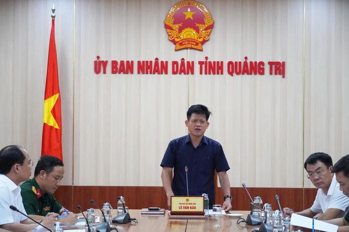 Đồng chí Lê Văn Bảo, Phó Chủ tịch UBND tỉnh phát biểu tại cuộc họp - Ảnh: X.P
