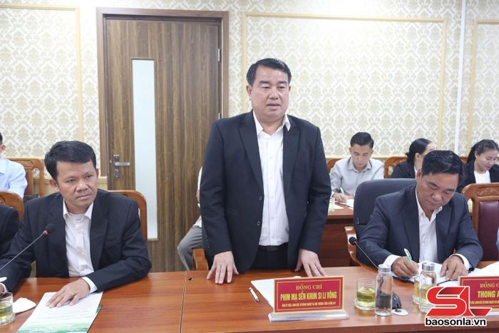 Lãnh đạo Sở Nông nghiệp và Môi trường tỉnh U Đôm Xay (nước CHDCND Lào) phát biểu tại cuộc làm việc.